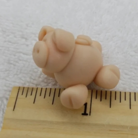 Little Pig - Picture 2 of 4